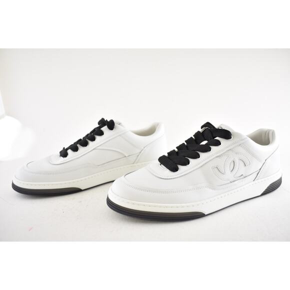 Chanel 24P White Black Leather CC Logo Flat Lace Up Runner Trainer Sneaker 42 - Picture 13 of 15